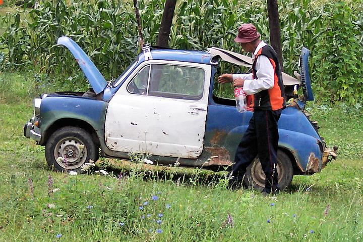 133_6590.JPG - Ale stačí do auta nalít několik petek živé vody.