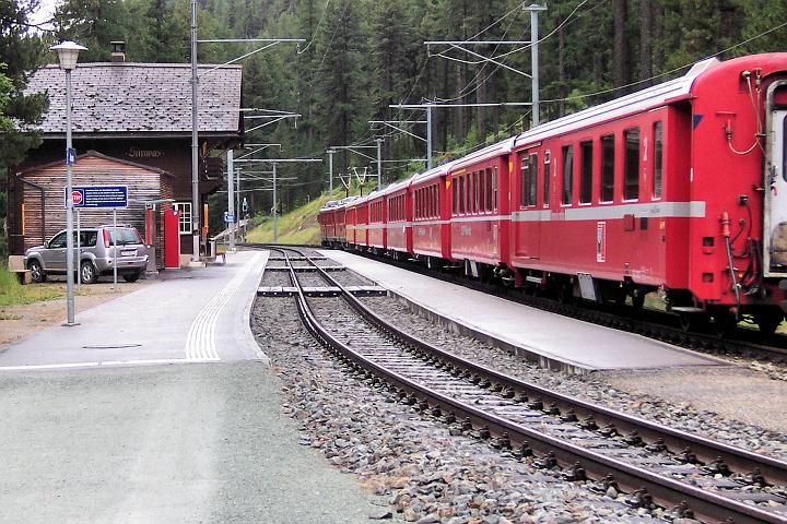 100_2531.JPG - Švýcarská železnice.