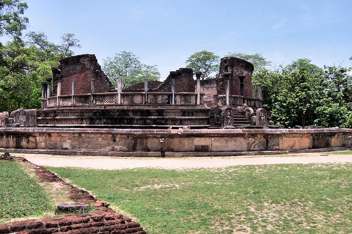 100_0995.JPG - Chrám Vatadage - Polonnaruwa.